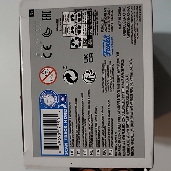 Funko Heros DC Black Lighting-Lightning Vinyl  Figure - Picture 7 of 8